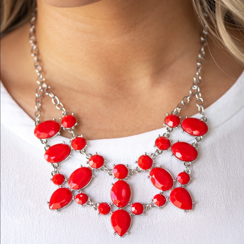 ❤️‍🔥5/$25❤️‍🔥 Goddess Glow Red Necklace